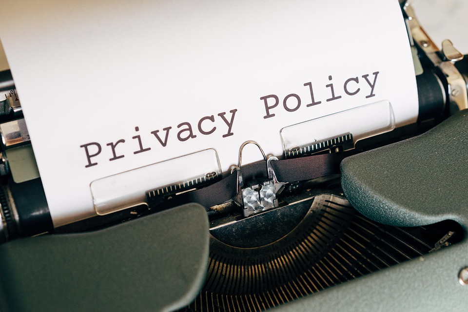 Privacy Policy auf einem Blatt Papier in einer Schriebmaschine